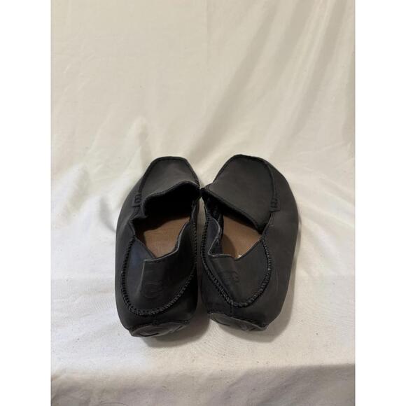 UGG Men\'s Slip on slipper Casual black leather SIze 9 Brand New main image 5